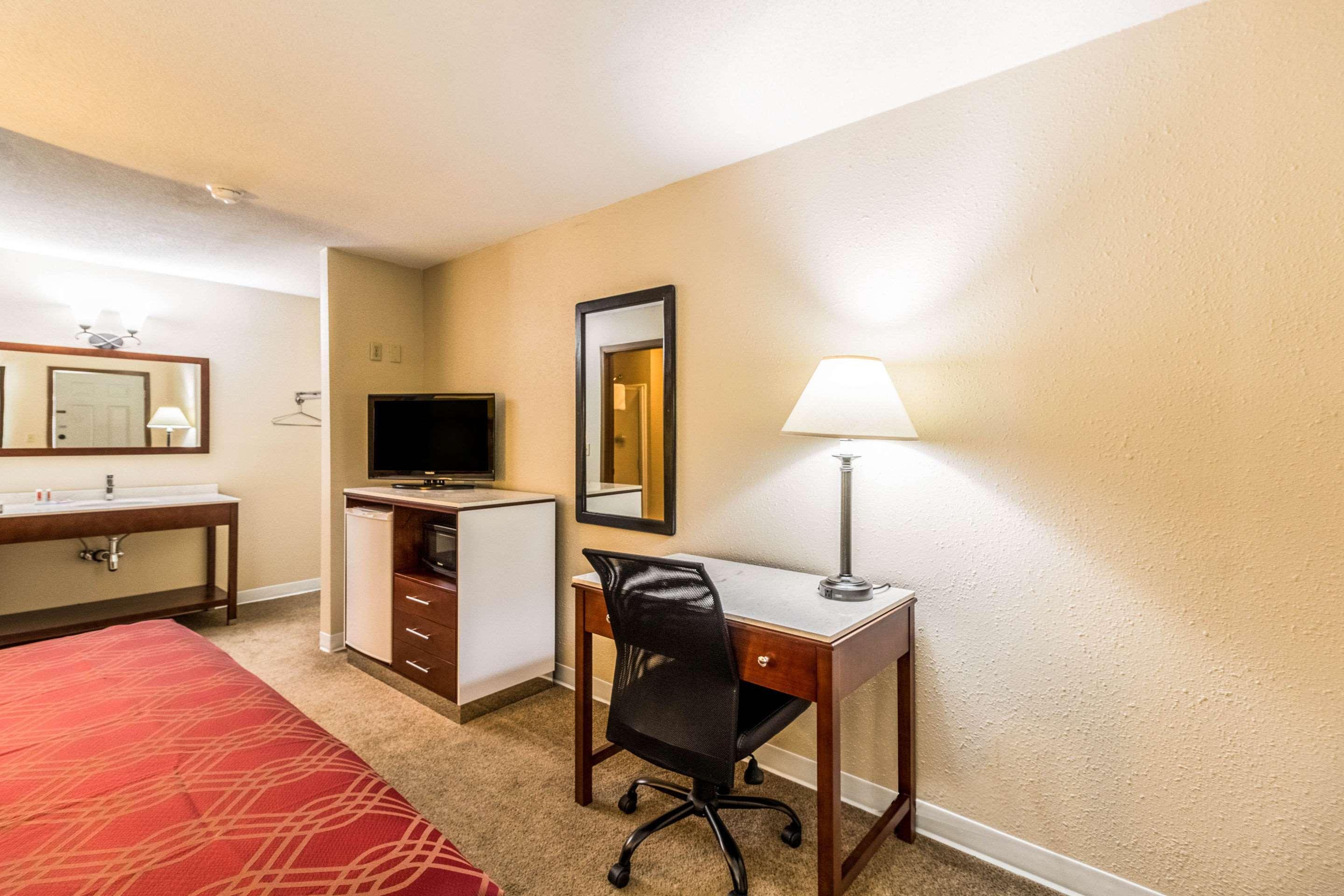 Econo Lodge - Valley City Kültér fotó