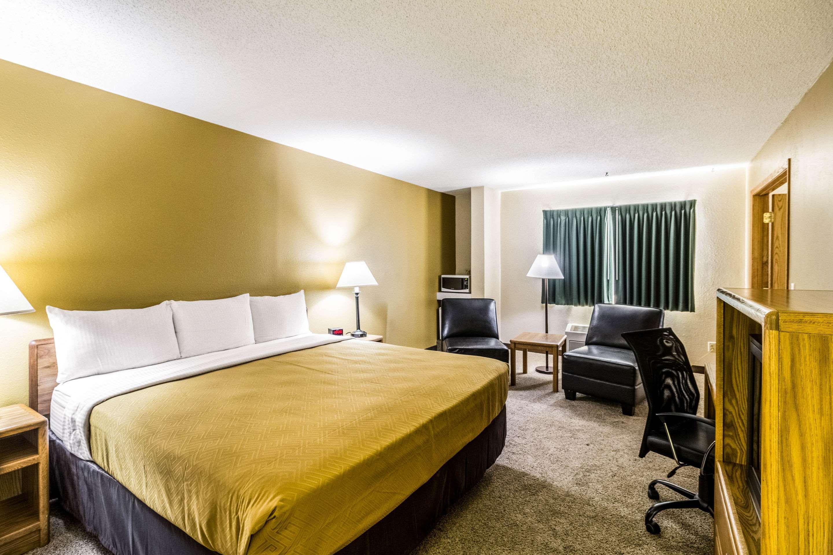 Econo Lodge - Valley City Kültér fotó