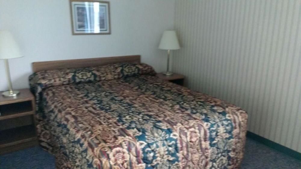 Econo Lodge - Valley City Kültér fotó
