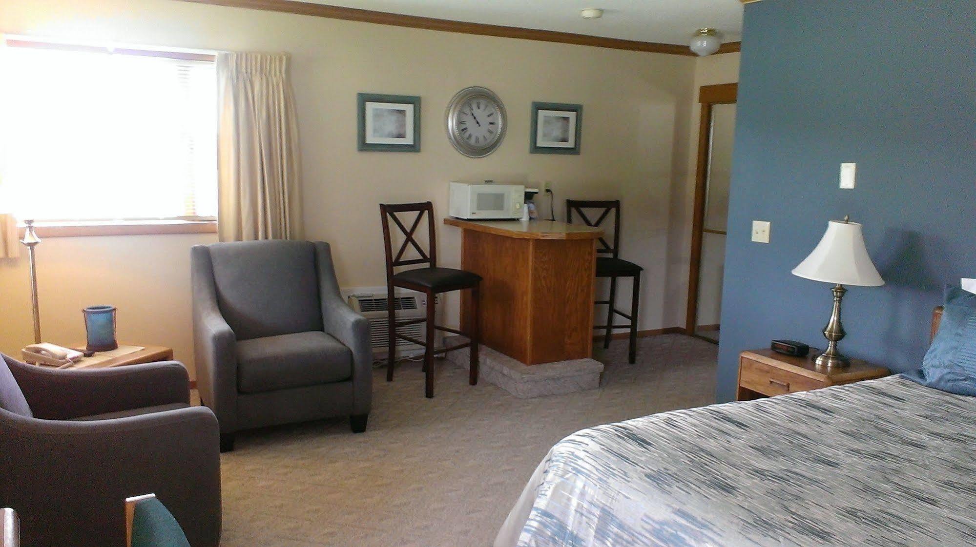Econo Lodge - Valley City Kültér fotó